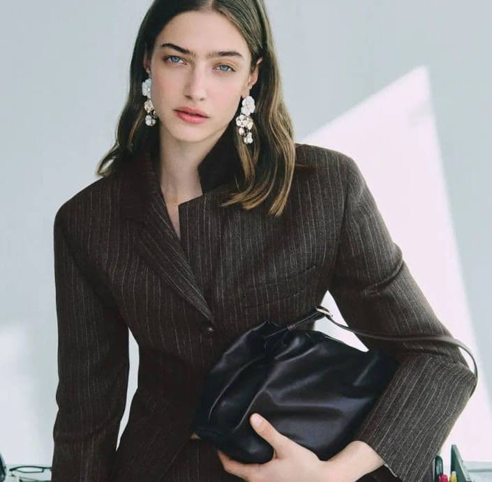 SCEGLIERE IL LOOK PER IL TUO LAVORO